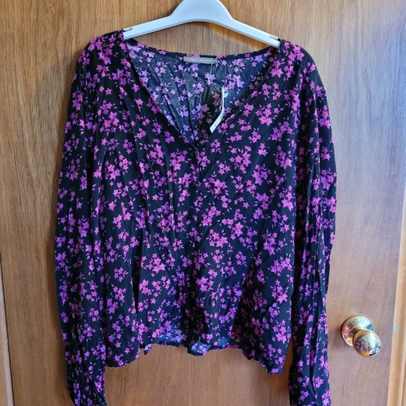 BNWT Suzy Shier button up floral blouse XL - Picture 1 of 3